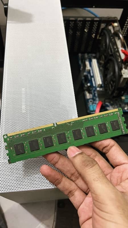 DDR3 8gb ram 3200mhz 1