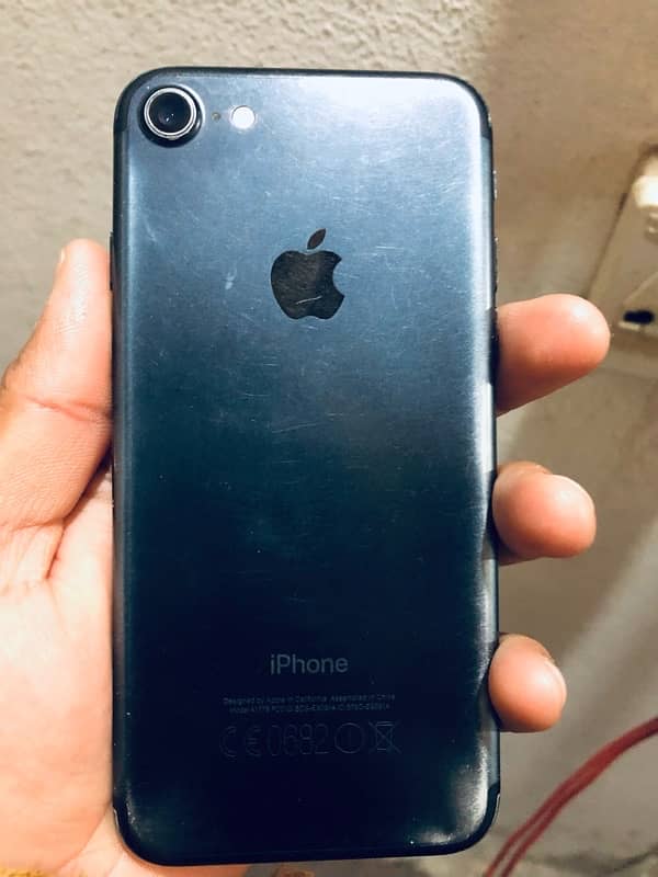 I phone 7 32gb condition 8/10 6