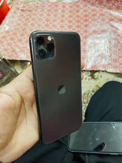 Iphone 11 Pro Max (with box non pta)