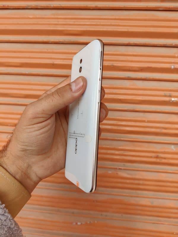 oppo renoZ 8/256 2