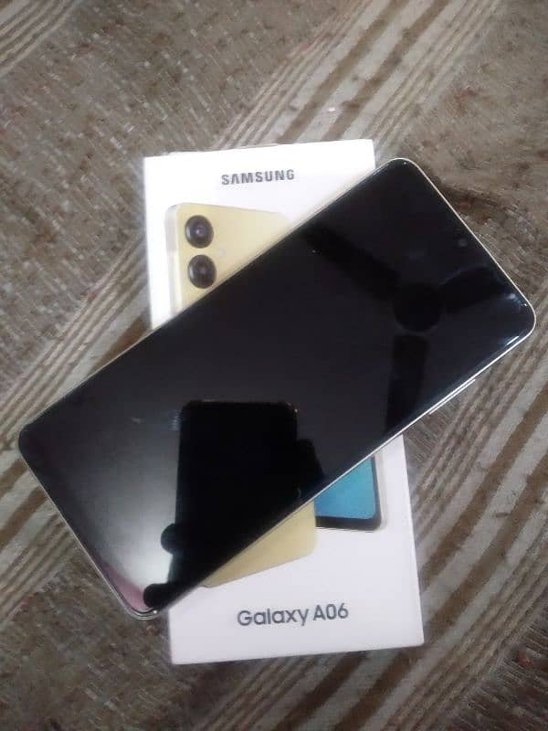 SAMSUNG A06 Mobile 4/64 Gb just Box open 10/10 1