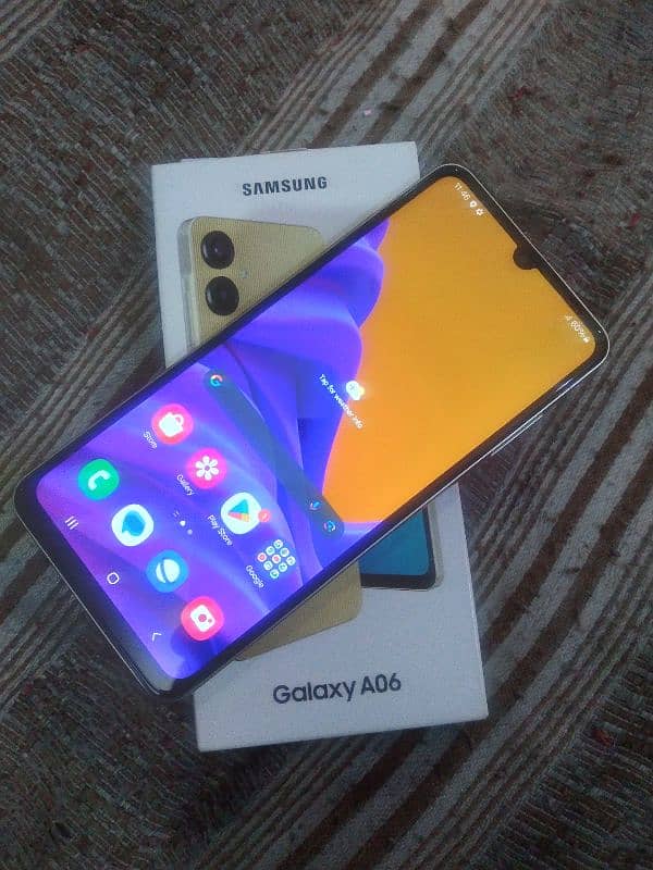 SAMSUNG A06 Mobile 4/64 Gb just Box open 10/10 2