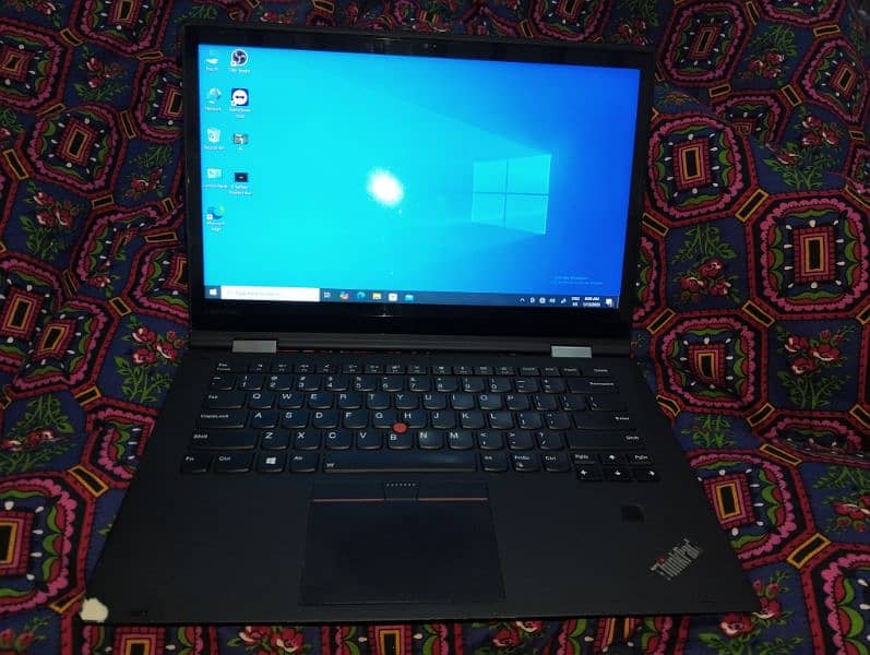 X1 Yoga core i7  7th 3039841026 1