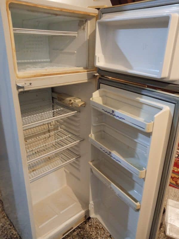 Dawlance Fridge For Sale Urgent (03126040847) 1