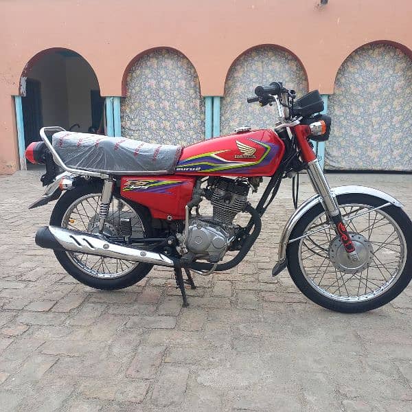 Honda 125 Red 2017 model islmbd nmbrr 0