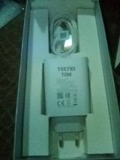 Tecno cammon 30 lenovo 8gb 256 gb in new condition 5