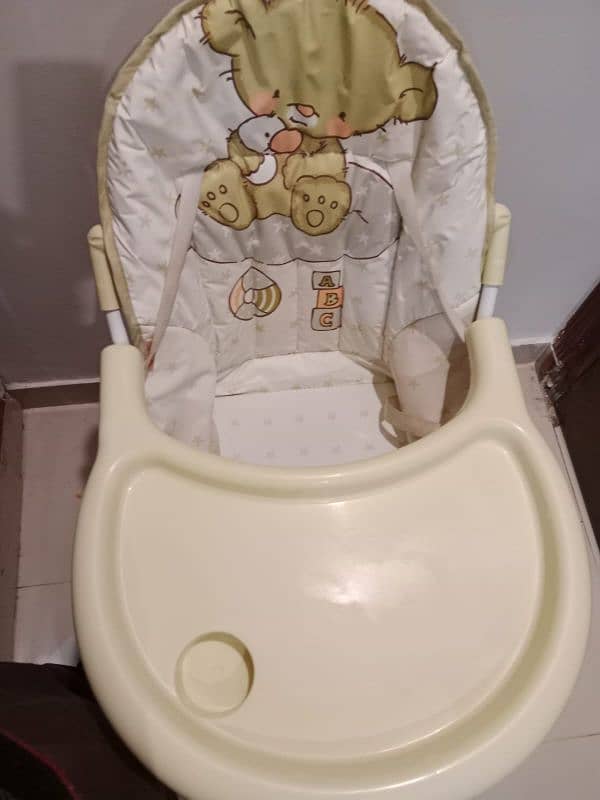 High baby chair with table 1