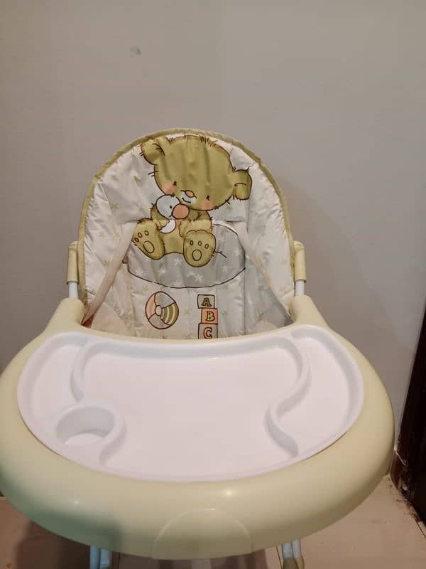 High baby chair with table 5