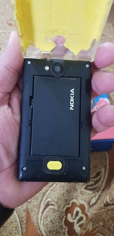 nokia asha 503 8