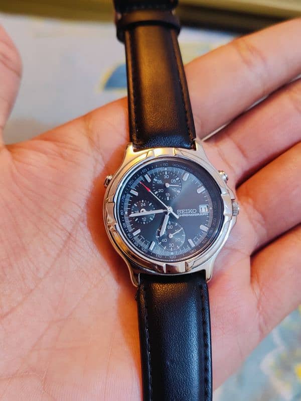 seiko chronograph quartz watch 1