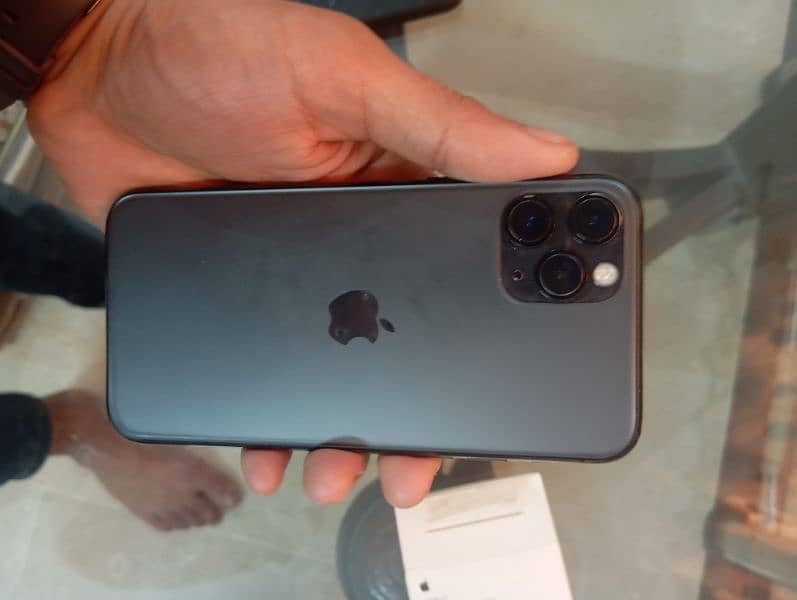 iphone 11 pro 0