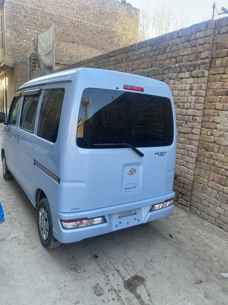 Daihatsu Hijet 2021 1