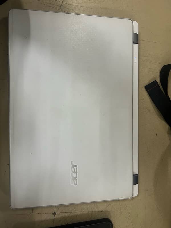 Acer V13 for sale 2