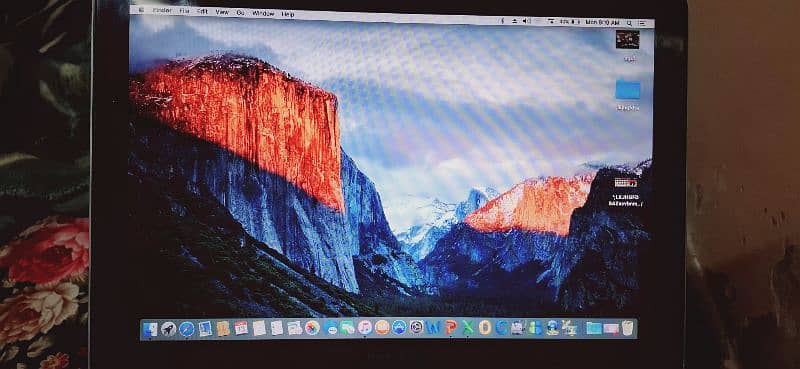 MacBook Pro Core 2 duo 4Gb Ram 320Gb HD 3