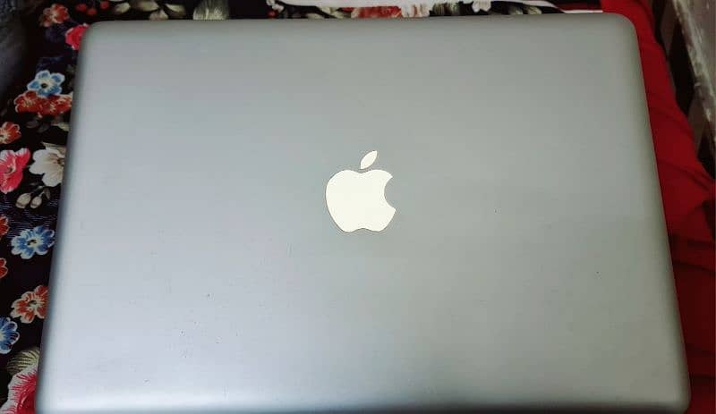 MacBook Pro Core 2 duo 4Gb Ram 320Gb HD 4