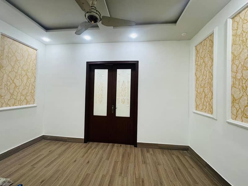 1 Kanal Single Story New House For Sale Hot Location 7