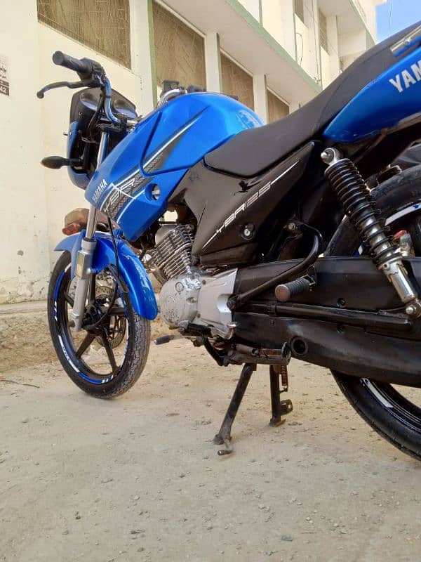 Yamaha 125 (Blue Color) 3