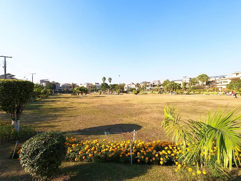 Ideal Facing Park Residential Plot In Lahore Available For Rs. 48000000 16