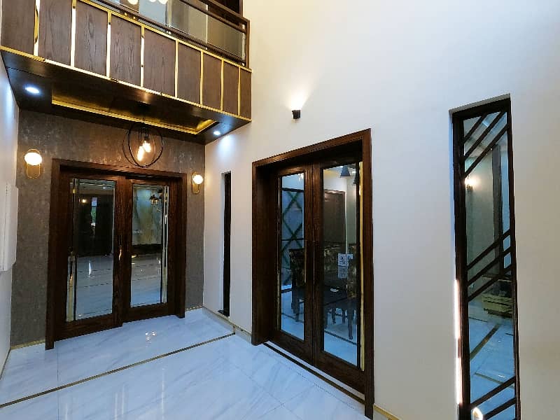 Well-constructed Furnished House Available For sale In PCSIR Housing Scheme Phase 2 8