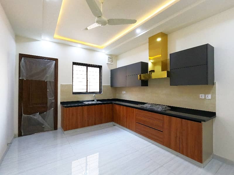 Well-constructed Furnished House Available For sale In PCSIR Housing Scheme Phase 2 29