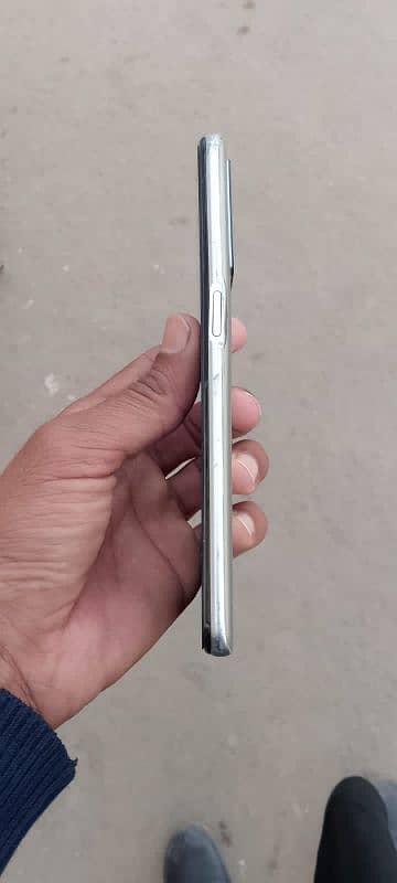 oppo a16 4 64 only mobile just glass brake and front camera black dot 4