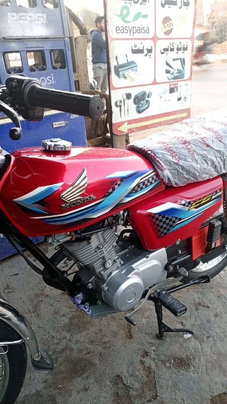 Honda 125 brand new showroom condition open latter 03446464638 16