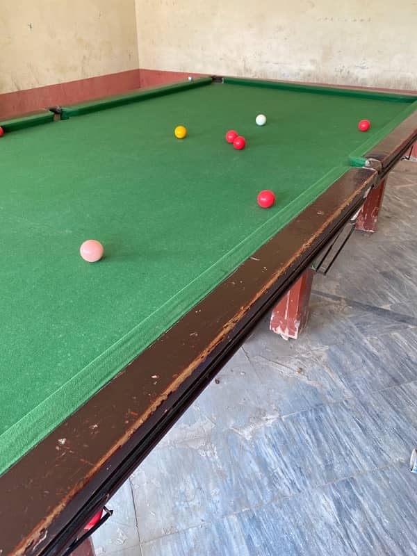 snooker table 5/10 1