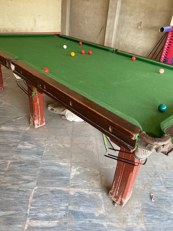 snooker table 5/10 2