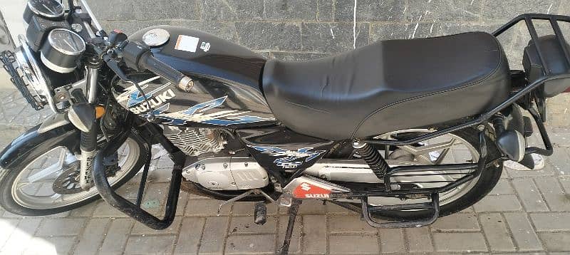 Suzuki GS 150 - Buy & Enjoy 7