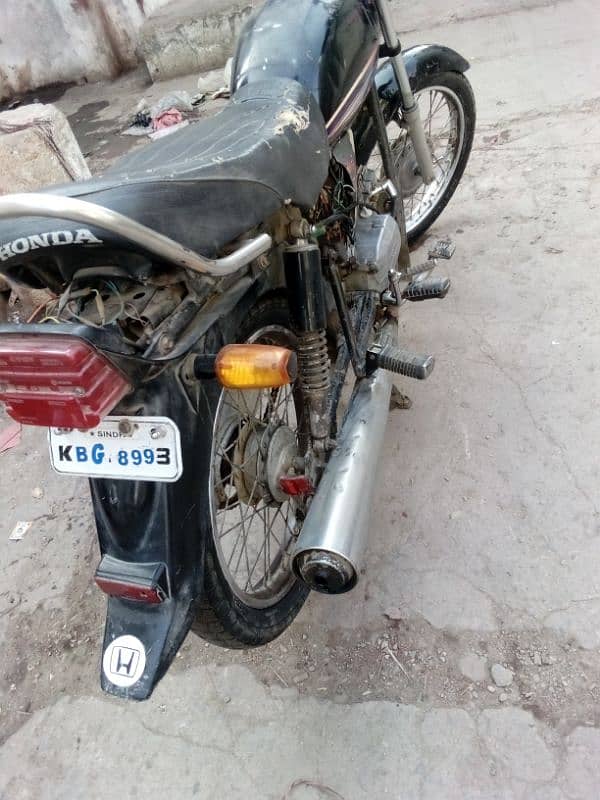 Honda CD 100 only book & engine ok hai 3