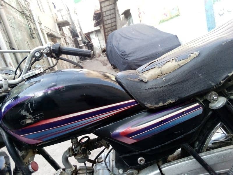 Honda CD 100 only book & engine ok hai 9