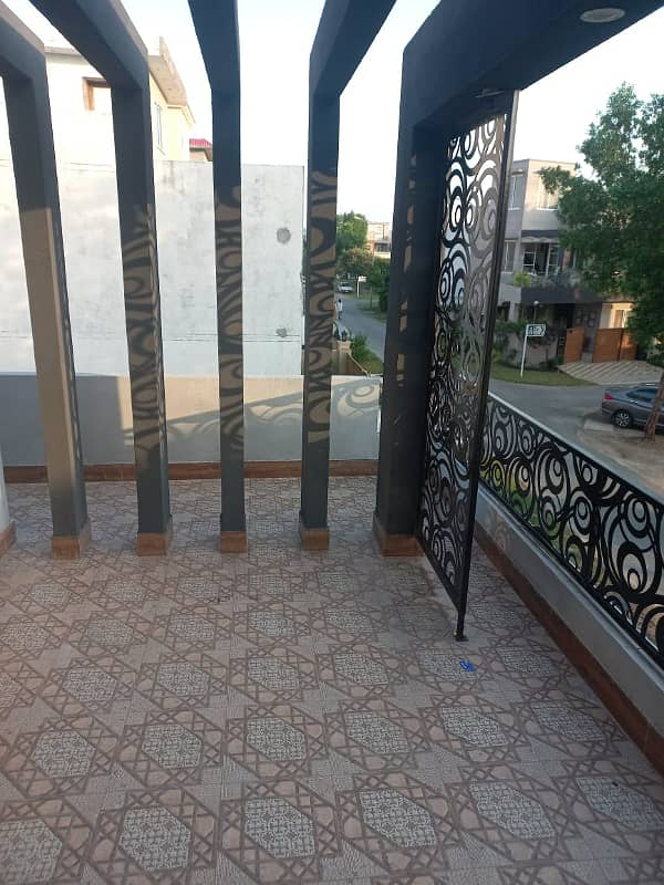 8 Marla Beautiful House for Rent in DHA 11 Rahbar 4