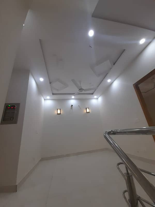 5 Marla Beautiful House For Rent In DHA 11 Rahbar 10