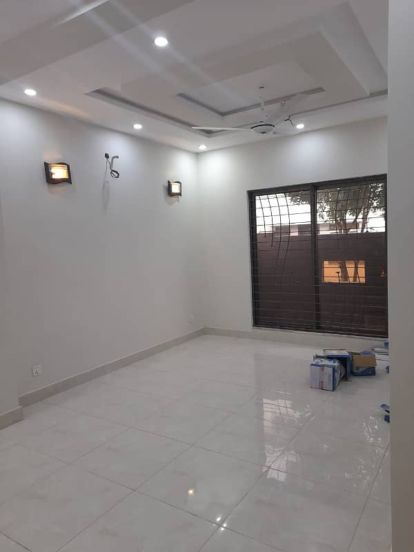 5 Marla Beautiful House For Rent In DHA 11 Rahbar 23