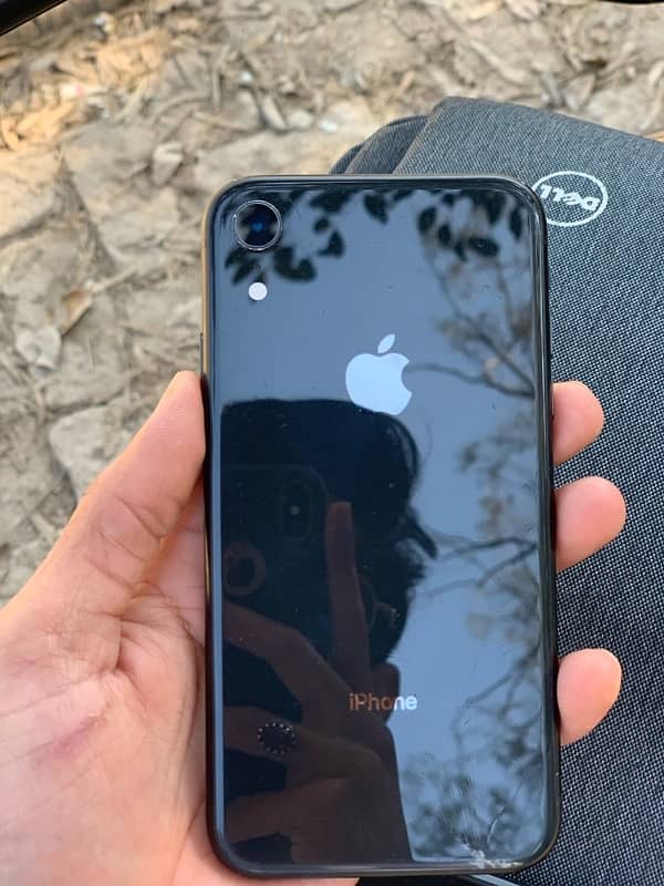 iPhone XR  non pta dual physical sim 128gb 1