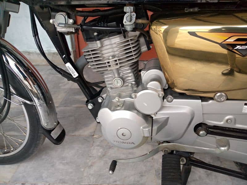 HONDA CG 125 special edition/LUSH and GENWAIN condition ma. . . . 1