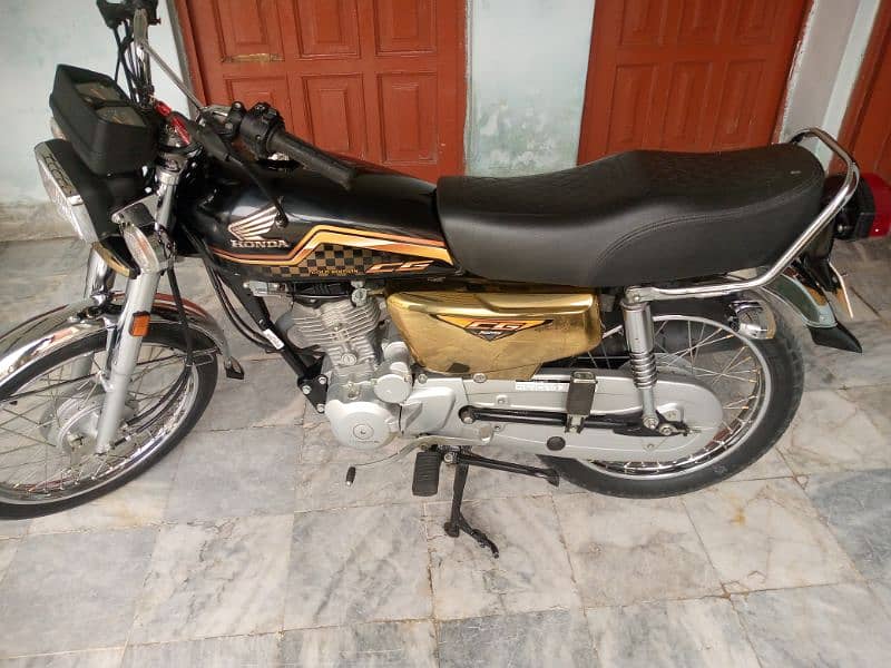 HONDA CG 125 special edition/LUSH and GENWAIN condition ma. . . . 10