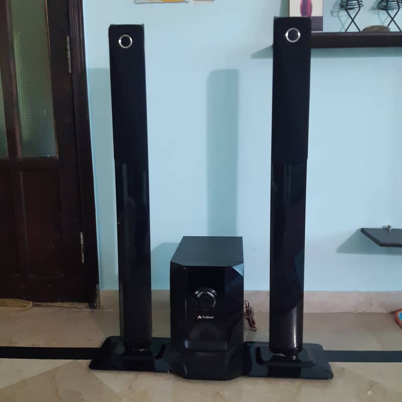 Audionic sound system 1