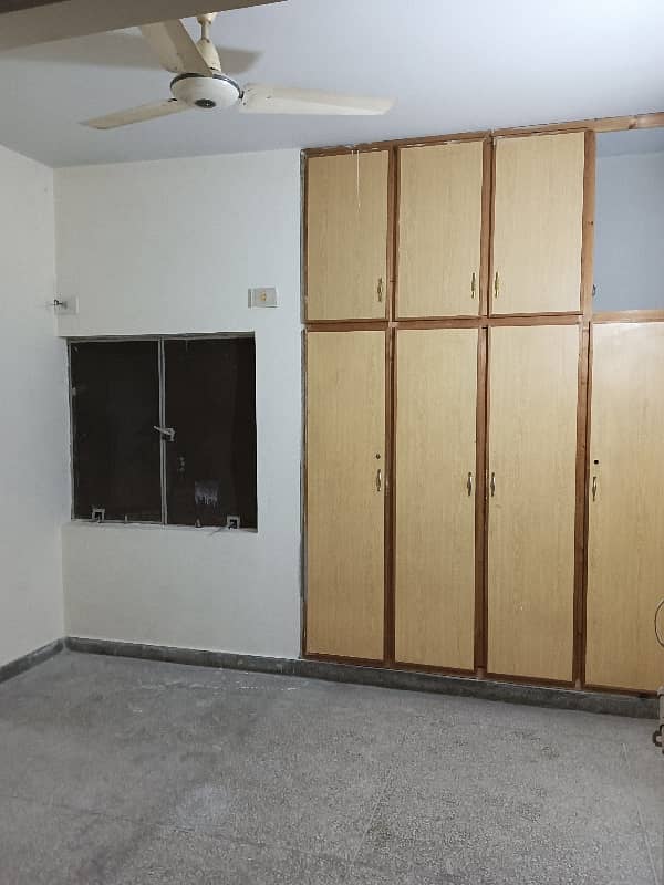 G-11/4 FGEHA E-Type First Floor Flat For Rent 0