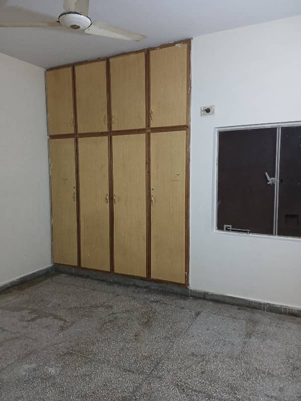 G-11/4 FGEHA E-Type First Floor Flat For Rent 6