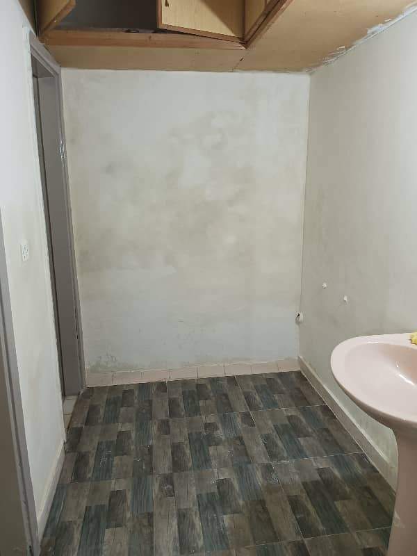 G-11/4 FGEHA E-Type First Floor Flat For Rent 8