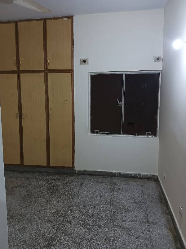 G-11/4 FGEHA E-Type First Floor Flat For Rent 10