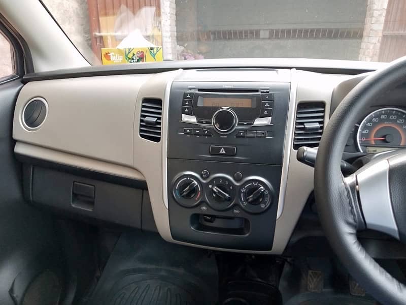 Suzuki Wagon R 2019 4