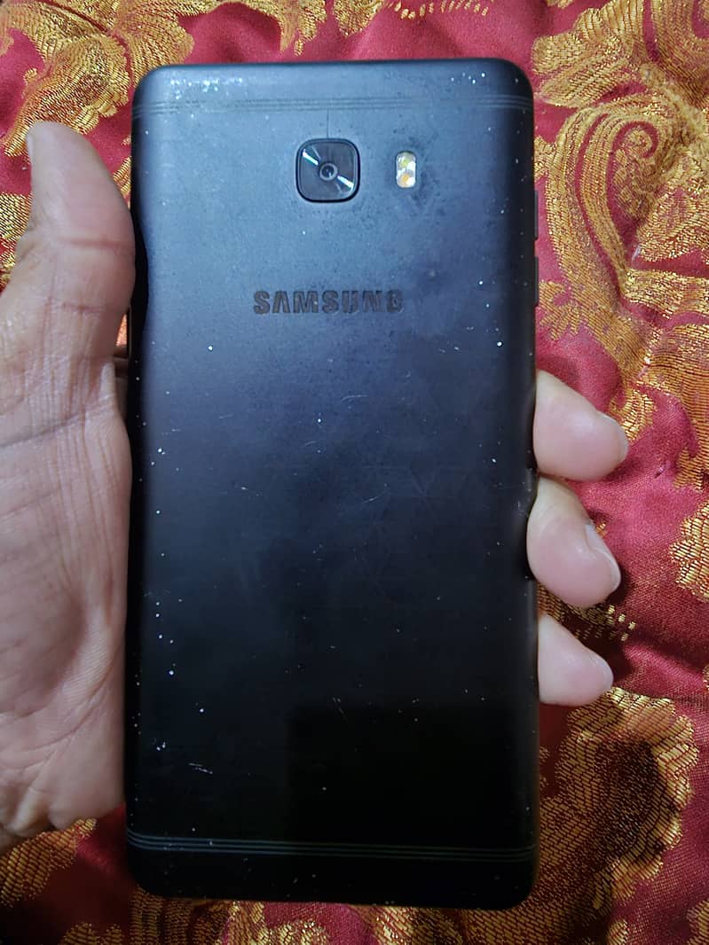 Samsung Mobile C9 Pro 0