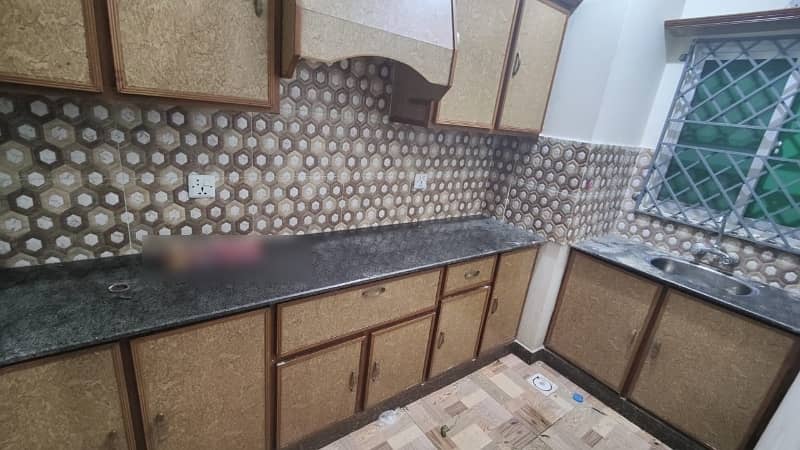 650 Square Feet Flat For sale In Rs. 5000000 Only 5