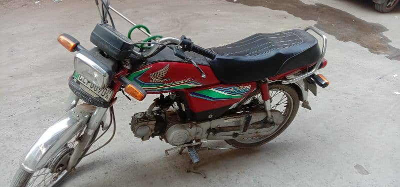 Honda cd70 3