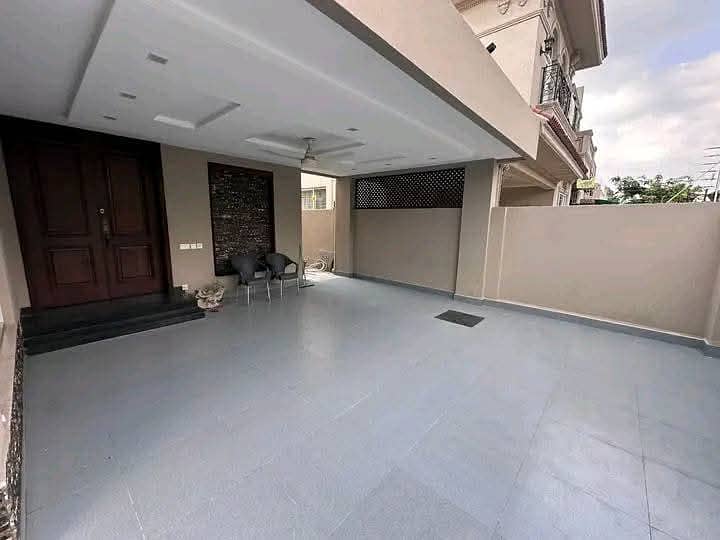 1 kanal lower portion available for rent in Velencia housing society 8