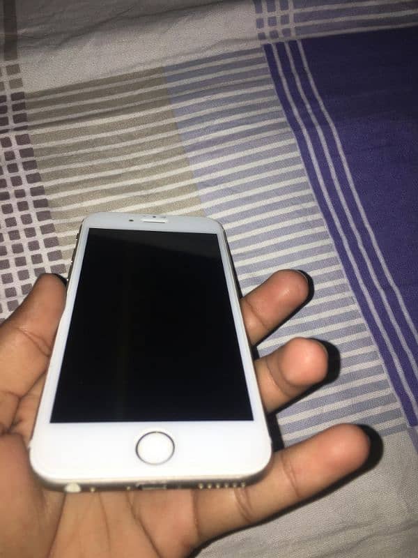 I Phone 6s For Sale 1