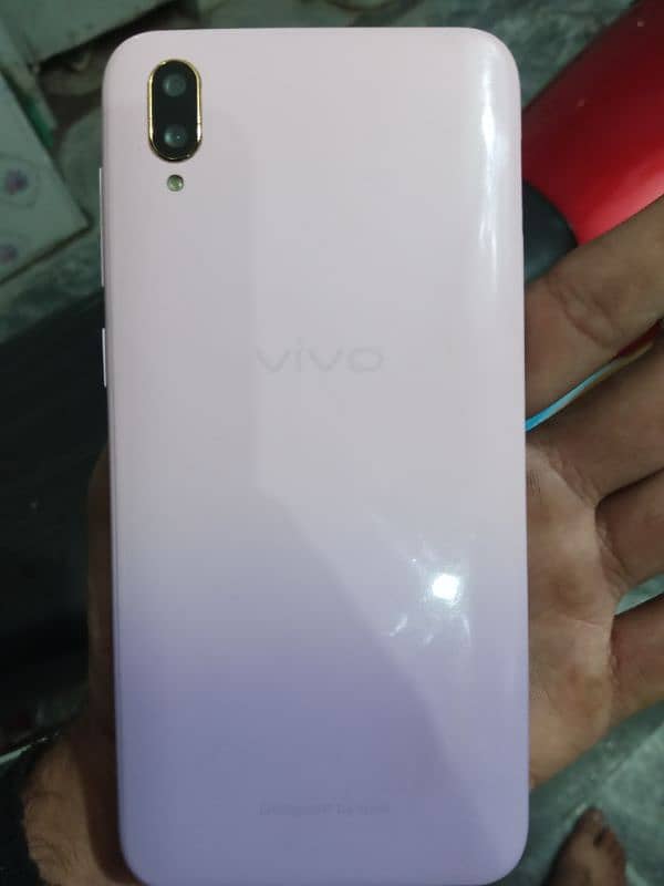 Vivo Y 97 8/256 4