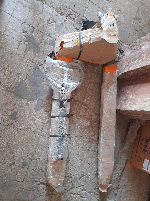 Hand Pallet Lifter Available For Sale Delivery All Pakistan 3